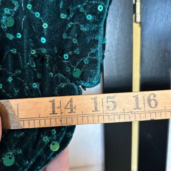 MORGAN & CO Green Velvet Sequined Off-the-Shoulder Fairy Dress 3 - Picture 13 of 15